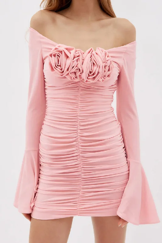 Sexy Rosette Corsage Off Shoulder Bell Sleeve Ruched Party Mini Dress - Pink Chic Sleeveless Mini Dress