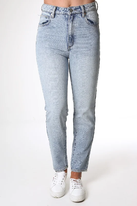 A 94 High Slim Jean Billie Fashionable Relaxed Fit Denim