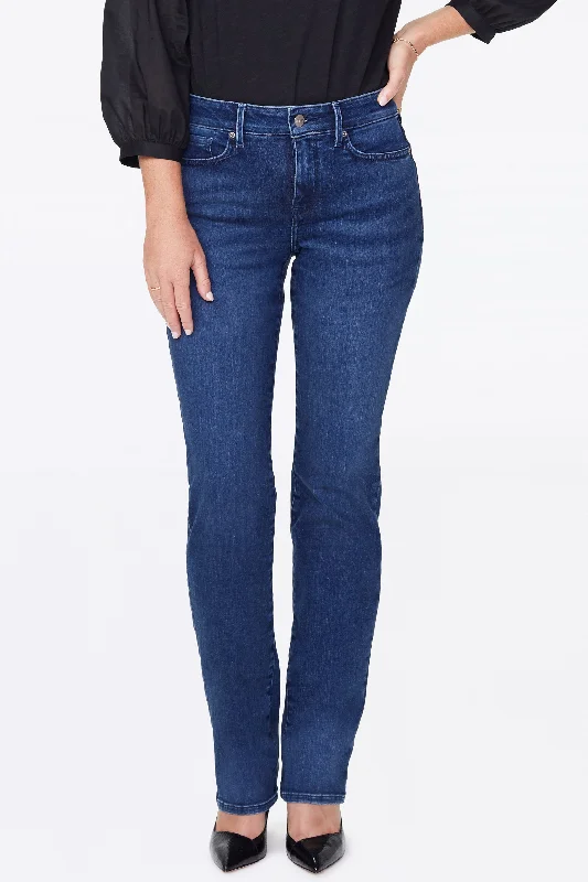 Marilyn Straight Jeans - Habana Trendy Low-Rise Slim Jeans