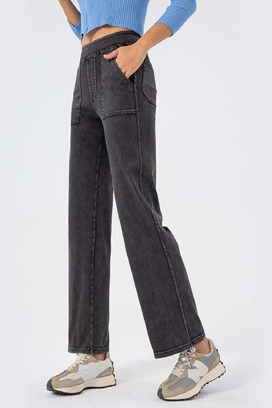 Pocketed Long Jeans Fashionable Relaxed Fit Denim