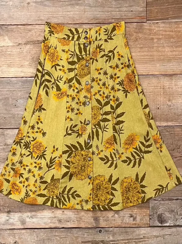 Bae Skirt in Mustard Marigold Linen pleated skirt texture